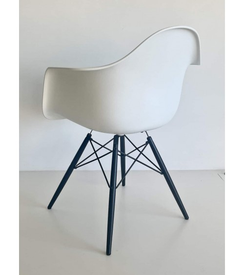 Eames Plastic Armchair DAW - VITRA - Usate kitatori mobili Oggetto di design vintage svizzera