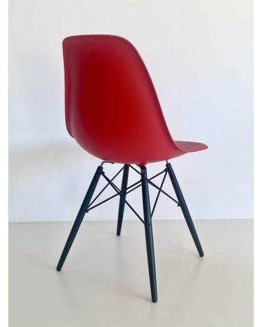 Eames Plastic Side chair DSW - VITRA - Usate kitatori mobili Oggetto di design vintage svizzera