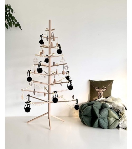 Albero di Natale in legno - Alberi natalizi di legno Kitatori bellissimi particolari decorato addobbati eleganti moderno