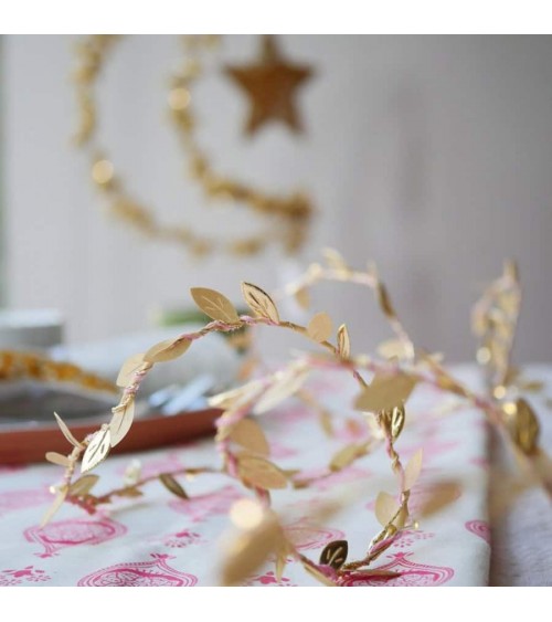 Golden leaves - Fairy Lights Melanie Porter lighted illuminated decoration indoor bedroom