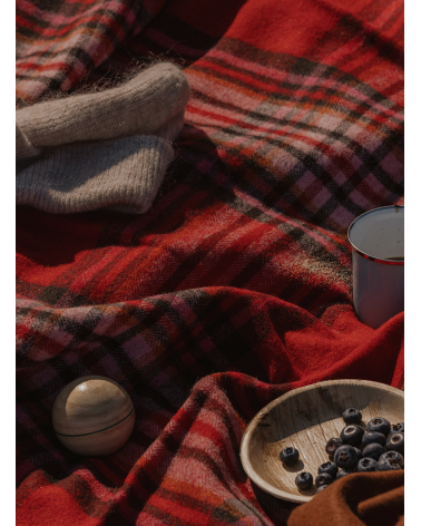 Plaid ST IVES Rouge - Couverture en pure laine vierge Bronte by Moon un plaid cocooning couverture chaude douce plaide lit