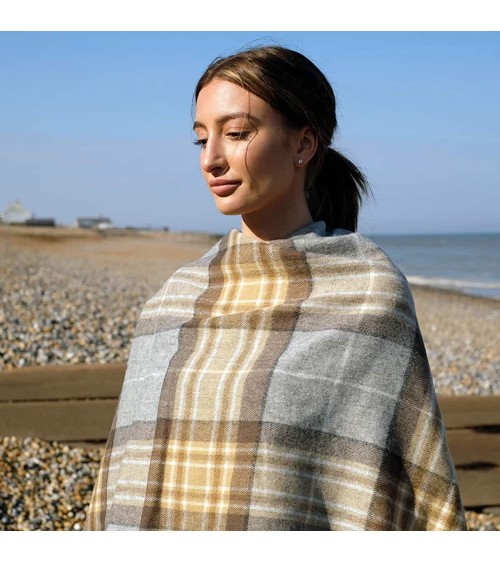 Mini Ruana Tartan MCKELLAR - Mantella, poncho di lana merinos Bronte by Moon donna elegante invernale kitatori svizzera