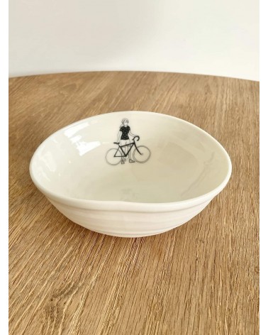 Ciclista Donna - ciotola in porcellana fine Keramiek van Sophie ceramica design particolari