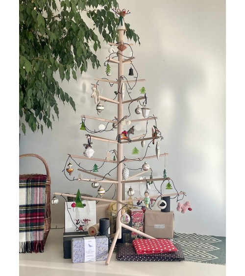 Albero di Natale in legno - Alberi natalizi di legno Kitatori bellissimi particolari decorato addobbati eleganti moderno