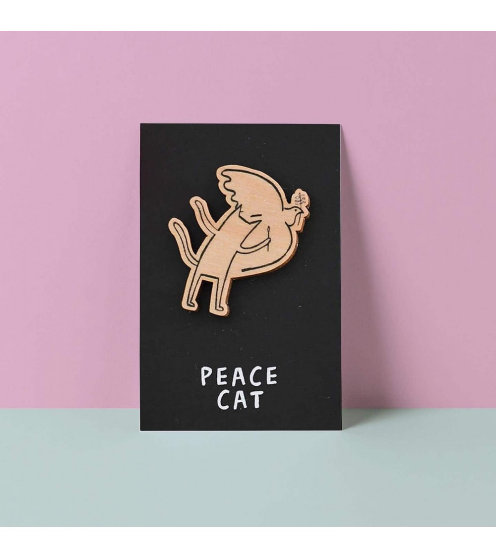 Pin's chat en bois - Cat of peace Niaski pins rare métal originaux bijoux suisse