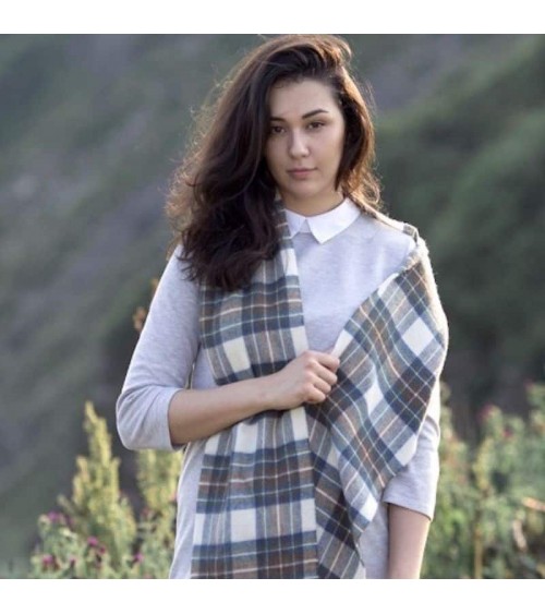 Tartan Muted Blue Stewart - Sciarpa di lana merinos Bronte by Moon sciarpa inglese per donna da uomo per donna sciarpe di lan...