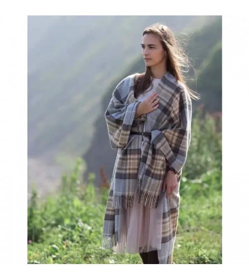 Full size Ruana Tartan MCKELLAR - Merino wool poncho Bronte by Moon cape warm winter elegant for women kitatori switzerland