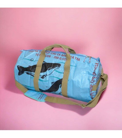 FISH Light Blue - Recycled sports bag Refished Fair Fashion trends original kitatori