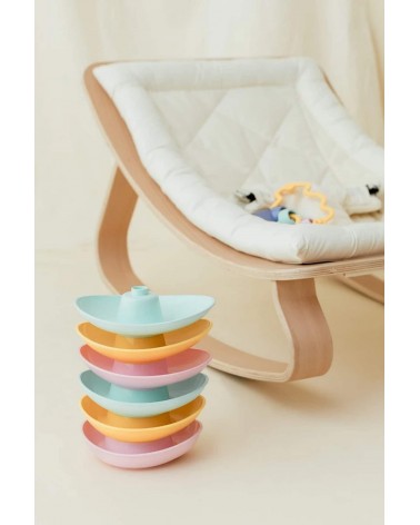 6 multi-coloured stacking boats - Bath toy Le Jouet Simple original gift idea switzerland