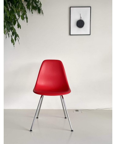 Eames Plastic Side chair DSX - VITRA - Usate kitatori mobili Oggetto di design vintage svizzera