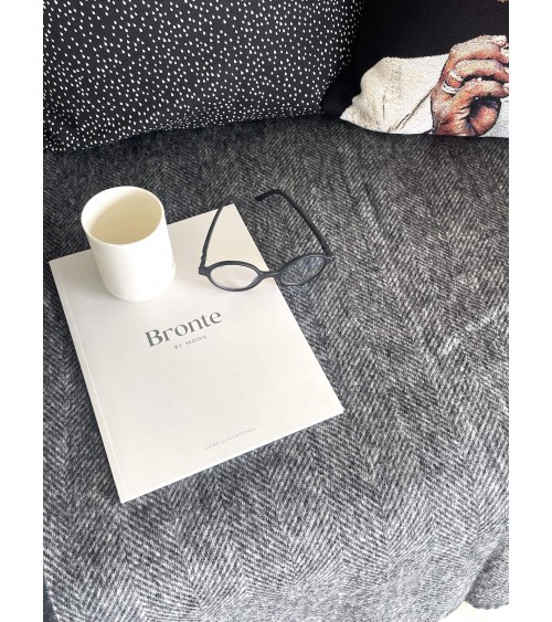 Plaid chevron HERRINGBONE Noir / Blanc - Couverture en laine Bronte by Moon un plaid cocooning couverture chaude douce plaide...