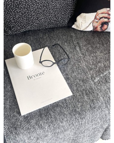 Plaid chevron HERRINGBONE Noir / Blanc - Couverture en laine Bronte by Moon un plaid cocooning couverture chaude douce plaide...