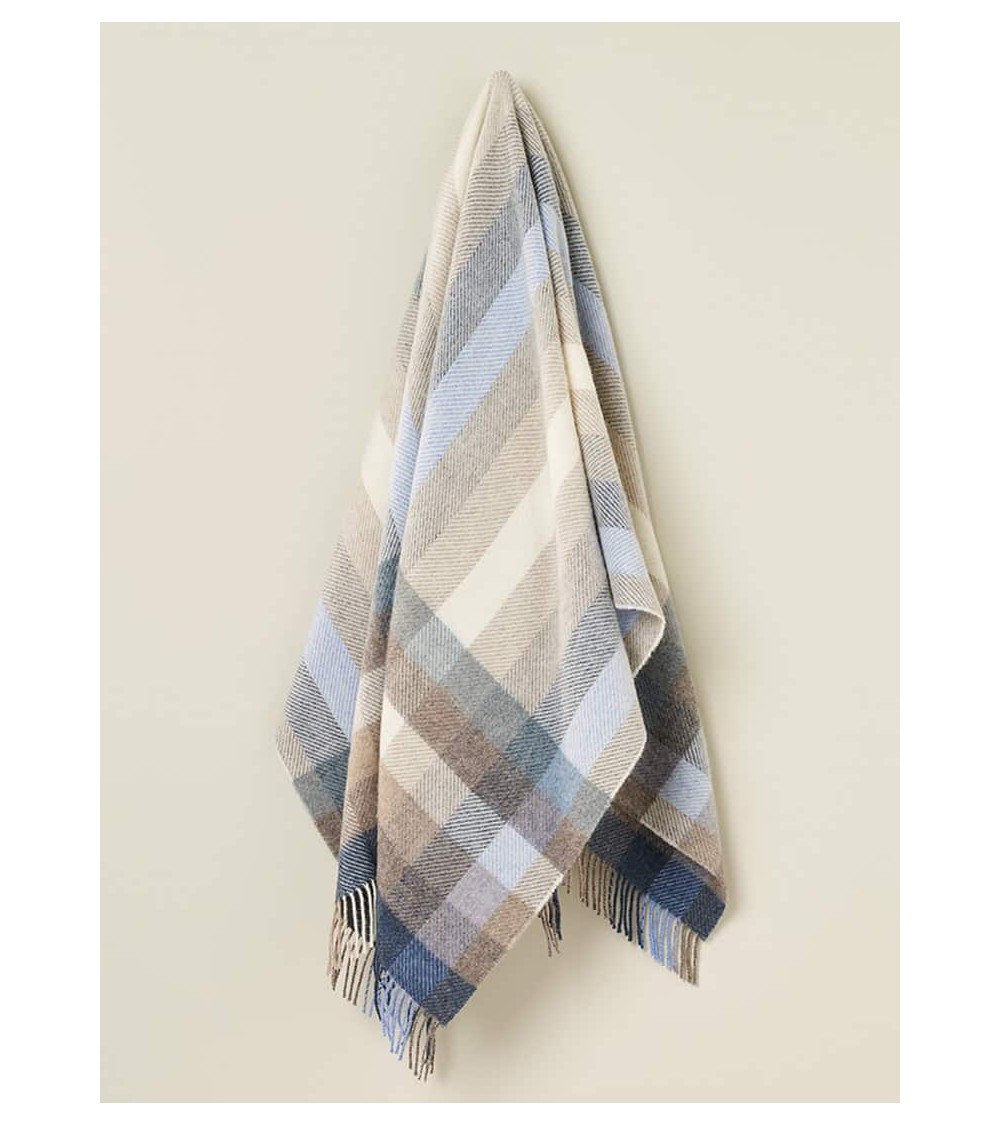 Plaid canapé WOODALE Bleu - Couverture pure laine Bronte by Moon un plaid cocooning couverture chaude douce plaide lit