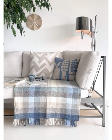 Plaid canapé WOODALE Bleu - Couverture pure laine Bronte by Moon un plaid cocooning couverture chaude douce plaide lit