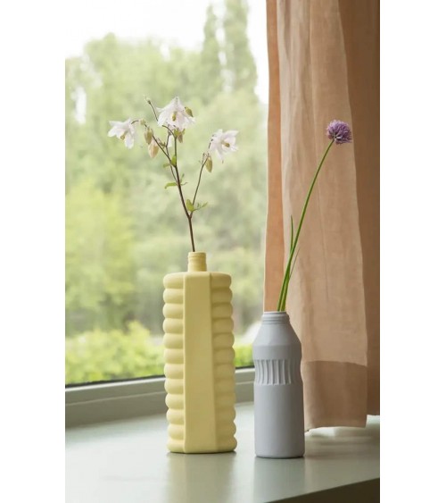 Bottle Vase 10 Fresh yellow - Modern Porcelain Flower Vase Foekje Fleur table flower living room vase kitatori switzerland