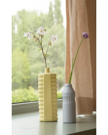 Bottle Vase 10 Fresh yellow - Modern Porcelain Flower Vase Foekje Fleur table flower living room vase kitatori switzerland