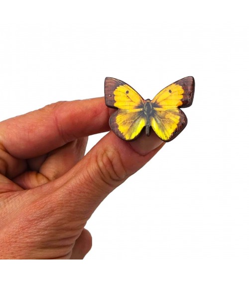 Yellow Butterfly - Wooden brooch Fen & Co broches and pins hat pin badges collectible