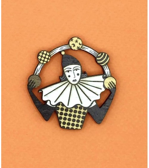 Zirkus Jongleur, Pierrot - Holzbrosche, Brosche aus Holz Su Owen Anstecknadel Ansteckpins pins anstecknadeln kaufen