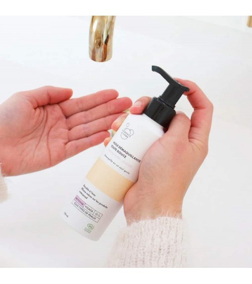 Olio struccante - Profumo di rosa e mughetto Clémence et Vivien cosmetici naturali cosmeci svizzeri