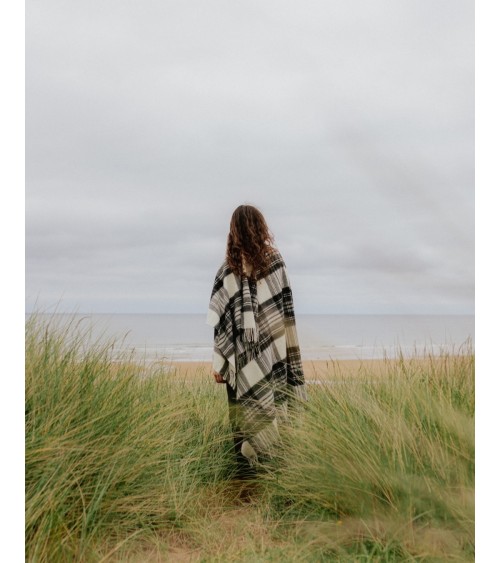 Grande Ruana Tartan DRESS GREY STEWART - Mantella, poncho di lana Bronte by Moon donna elegante invernale kitatori svizzera