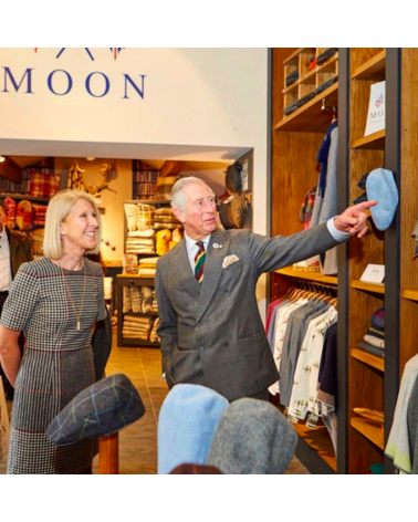 Tartan Blue McKellar - Sciarpa di lana merinos blu Bronte by Moon sciarpa inglese per donna da uomo per donna sciarpe di lana...