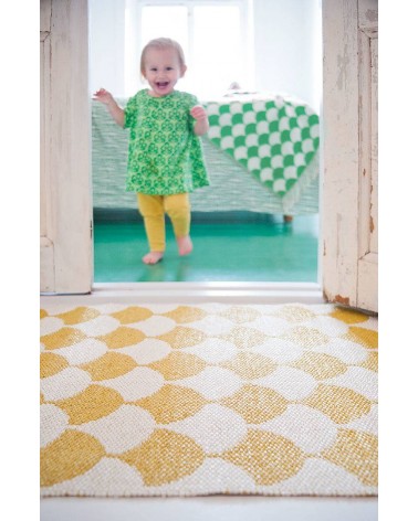 Tapis Vinyle - GERDA Mustard Brita Sweden tapis scandinave en vinyle lavable en machine de cuisine exterieur salon couloir