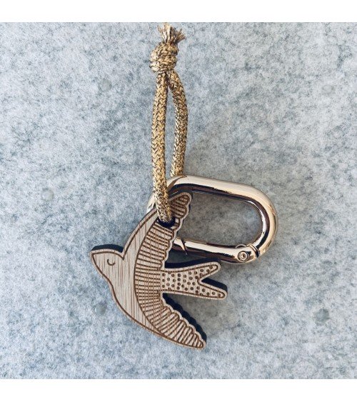 Hirondelle - Porte clé en bois avec mousqueton Les Petites Hirondelles idée cadeau original suisse