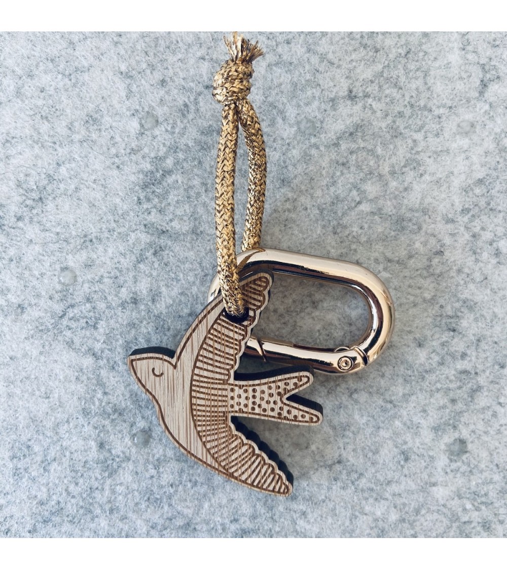 Hirondelle - Porte clé en bois avec mousqueton Les Petites Hirondelles idée cadeau original suisse