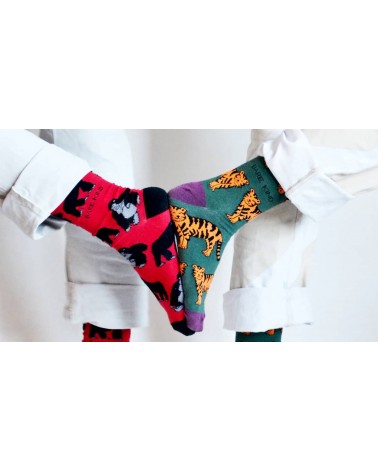 Save the Gorillas - Bamboo Socks Bare Kind funny crazy cute cool best pop socks for women men