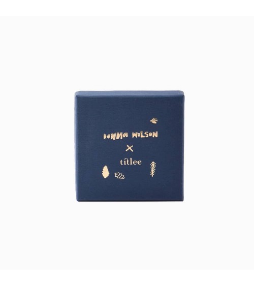 Pin Anstecker Cottage x Donna Wilson – Anstecknadel vergoldet Titlee Anstecknadel Ansteckpins pins anstecknadeln kaufen
