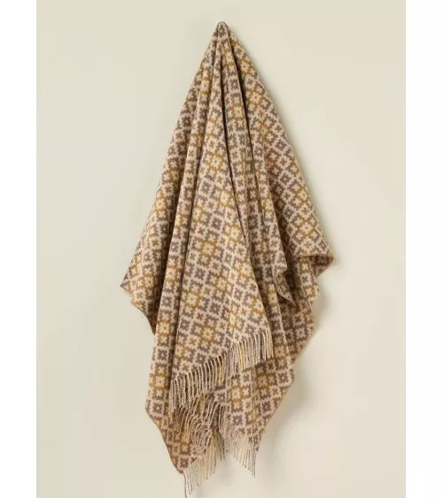 Plaid Dartmouth Gold - Couverture en laine Bronte by Moon un plaid cocooning couverture chaude douce plaide lit