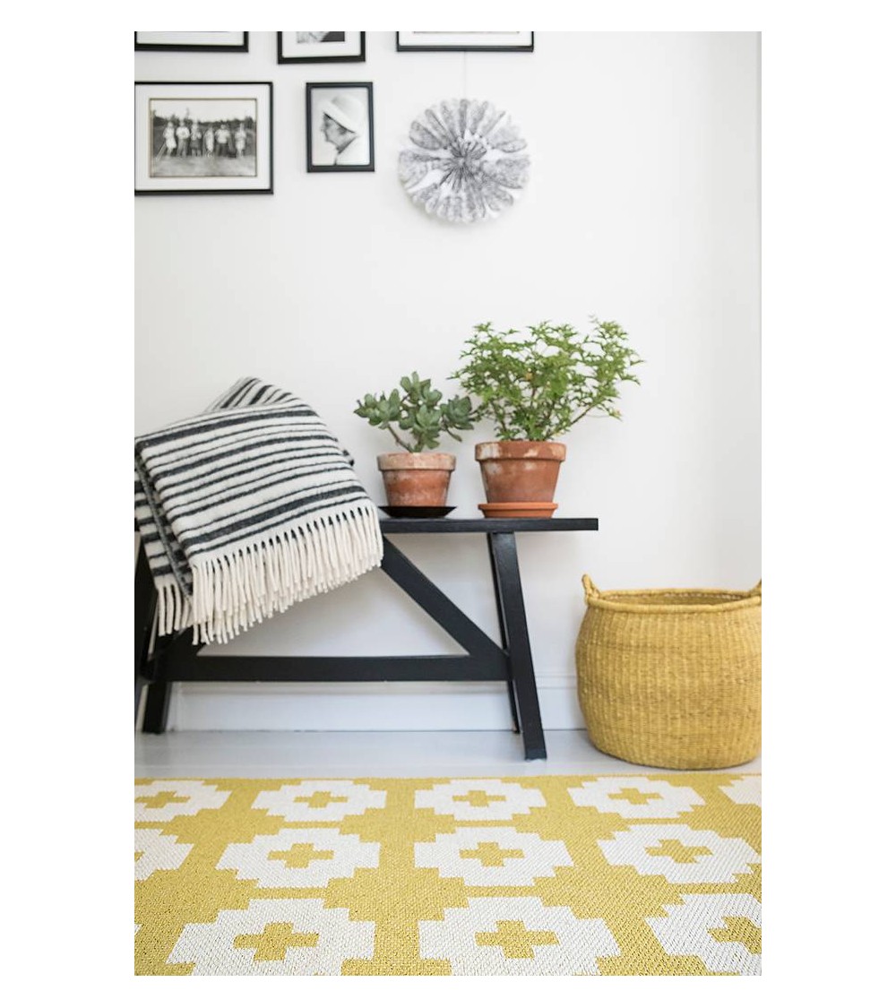 Vinyl Teppich - FLOWER Sun Brita Sweden küchenteppich küchenläufer waschbar waschbarer outdoor teppich Teppichläufer balkon