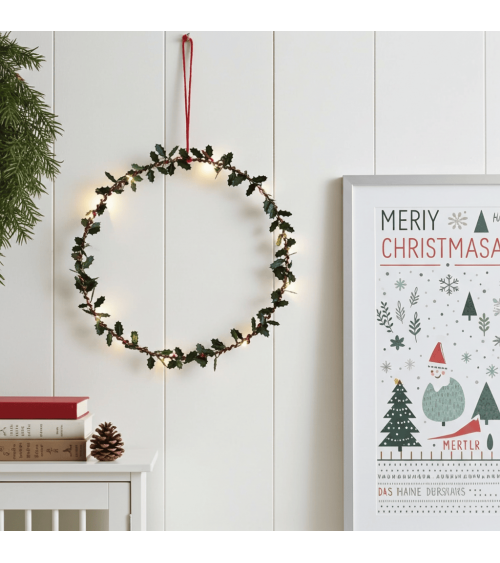 Holly leaf wreath - Fairy light Melanie Porter lighted illuminated decoration indoor bedroom