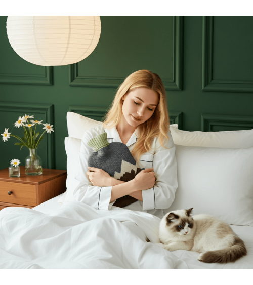 Green mountains - Hot water bottle with wool cover Catherine Tough best luxury cool nice cute portable