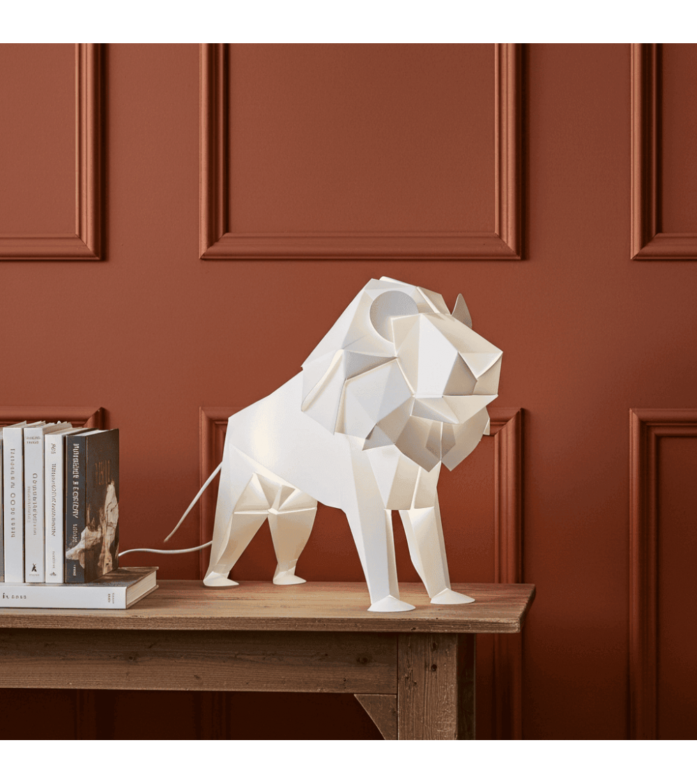Lampe Lion - Luminaire animal à poser, lampe de chevet design Plizoo idée cadeau original suisse