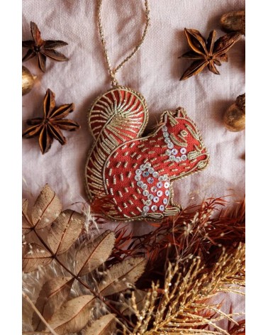 Eichhörnchen – Weihnachtsdeko aus besticktem Leinen Katie Larmour Linen Weihnachtsdekoration kaufen Weihnachtsbaum Deko Ideen...