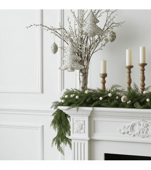 Glitzernder Weihnachtsbaum – Weihnachtsdeko aus besticktem Leinen Katie Larmour Linen Weihnachtsdekoration kaufen Weihnachtsb...
