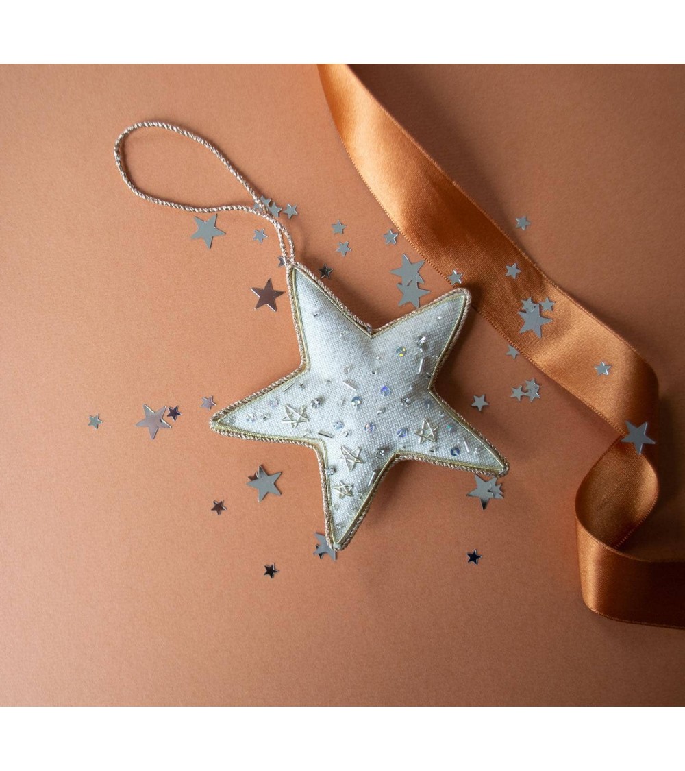 Kosmischer Stern – Weihnachtsdeko aus besticktem Leinen Katie Larmour Linen Weihnachtsdekoration kaufen Weihnachtsbaum Deko I...