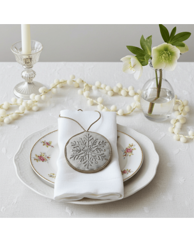 Nussknacker-Schneeflocke – Weihnachtsdeko aus besticktem Leinen Katie Larmour Linen Weihnachtsdekoration kaufen Weihnachtsbau...