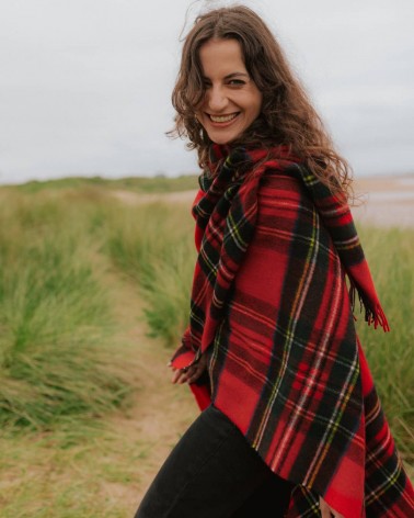 Mini Ruana Tartan ROYAL STEWART - Merino wool poncho Bronte by Moon cape warm winter elegant for women kitatori switzerland