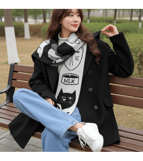 Mog Totem Black & White - Original Wool Scarf Donna Wilson scarves for women mens scarf Kitatori Switzerland