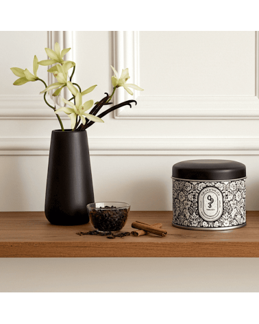N°93 - Vanilla Black Tea - Natural handmade scented candle handmade good smelling candles shop store
