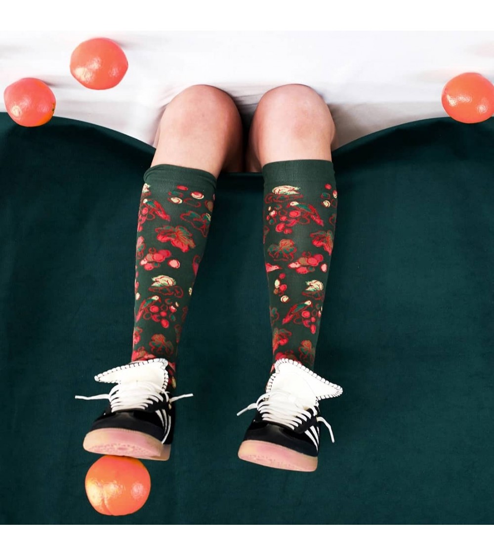 Mi-Bas Raisins Forêt - Chaussettes hautes Bonne Maison jolies pour femme originales pour homme chausset rigolotes drole Suisse