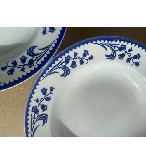Piatto fondo vintage - Société Amandinoise kitatori mobili Oggetto di design vintage svizzera