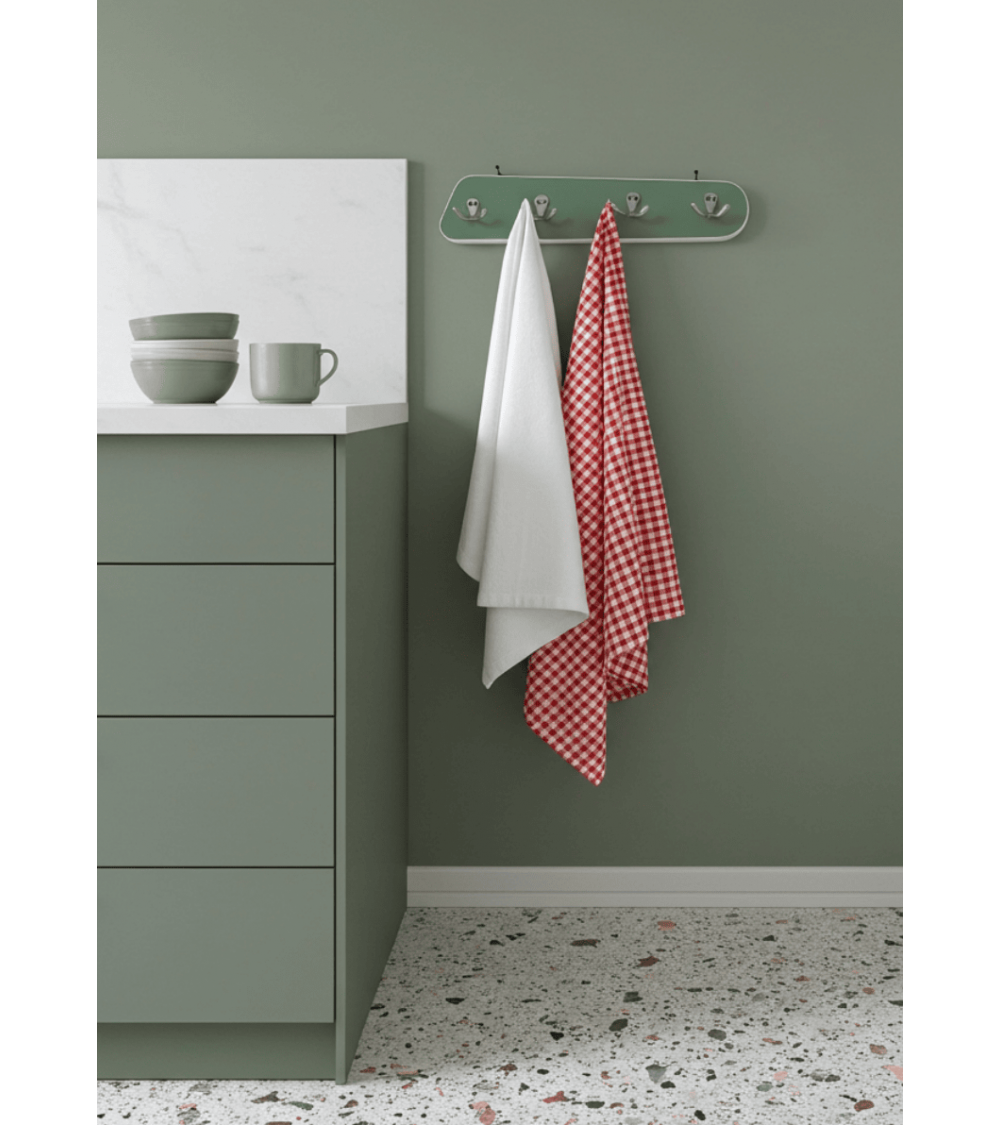 Vintage Wandgarderobe kitatori vintage shop design klassiker bern basel zürich