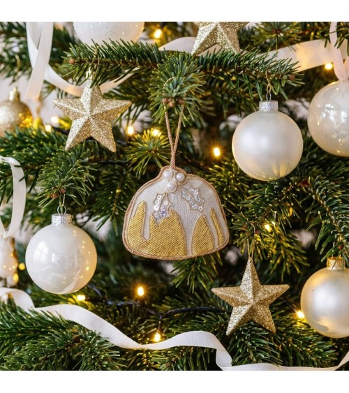 Pudding de Noël - Décoration de Noël en lin brodé Katie Larmour Linen decoration noel decor déco de noel 2024 maison fait main