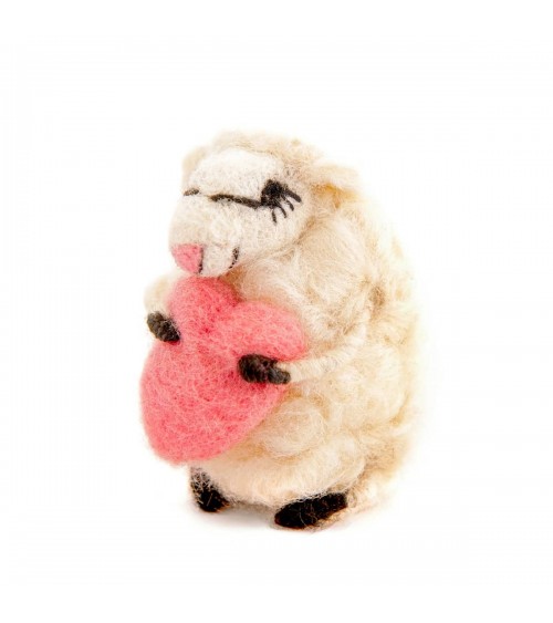 Loving Lottie Sheep - Mouton en feutre - Objet déco Sew Heart Felt original kitatori suisse