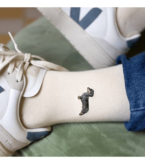 BePets - Calzini beige con motivo Bassotto ricamato Besocks calze da uomo per donna divertenti simpatici particolari