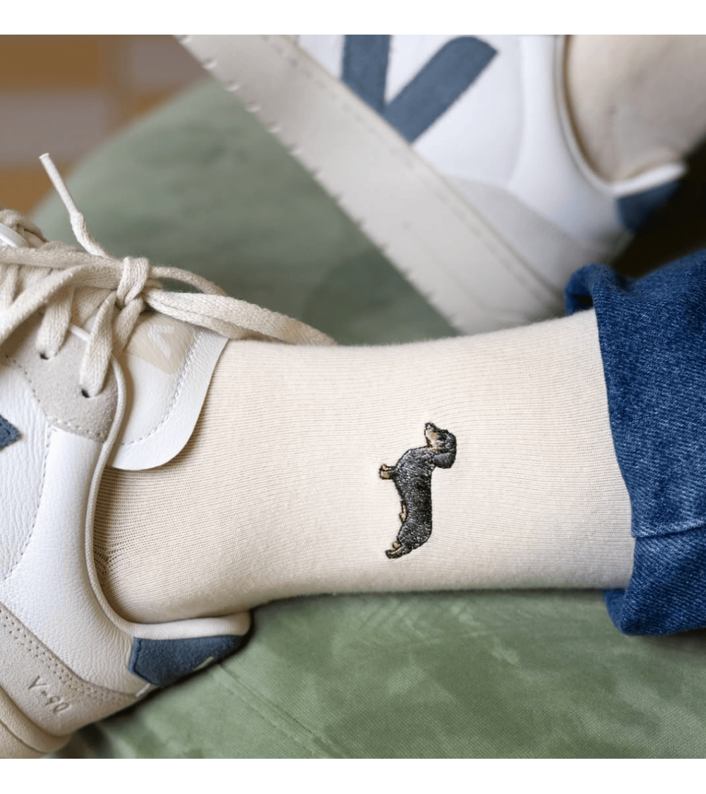 BePets - Beige socks with embroidered Dachshund motif Besocks funny crazy cute cool best pop socks for women men