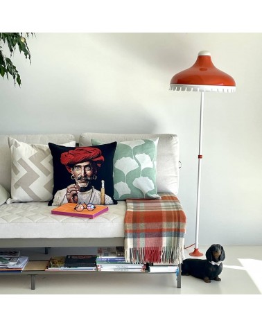 Rabari Shepherd di Steve McCurry - Copricuscino Yapatkwa cuscini decorativi per divano deco di lusso originale